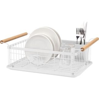 Escurridor de metal con mango de madera