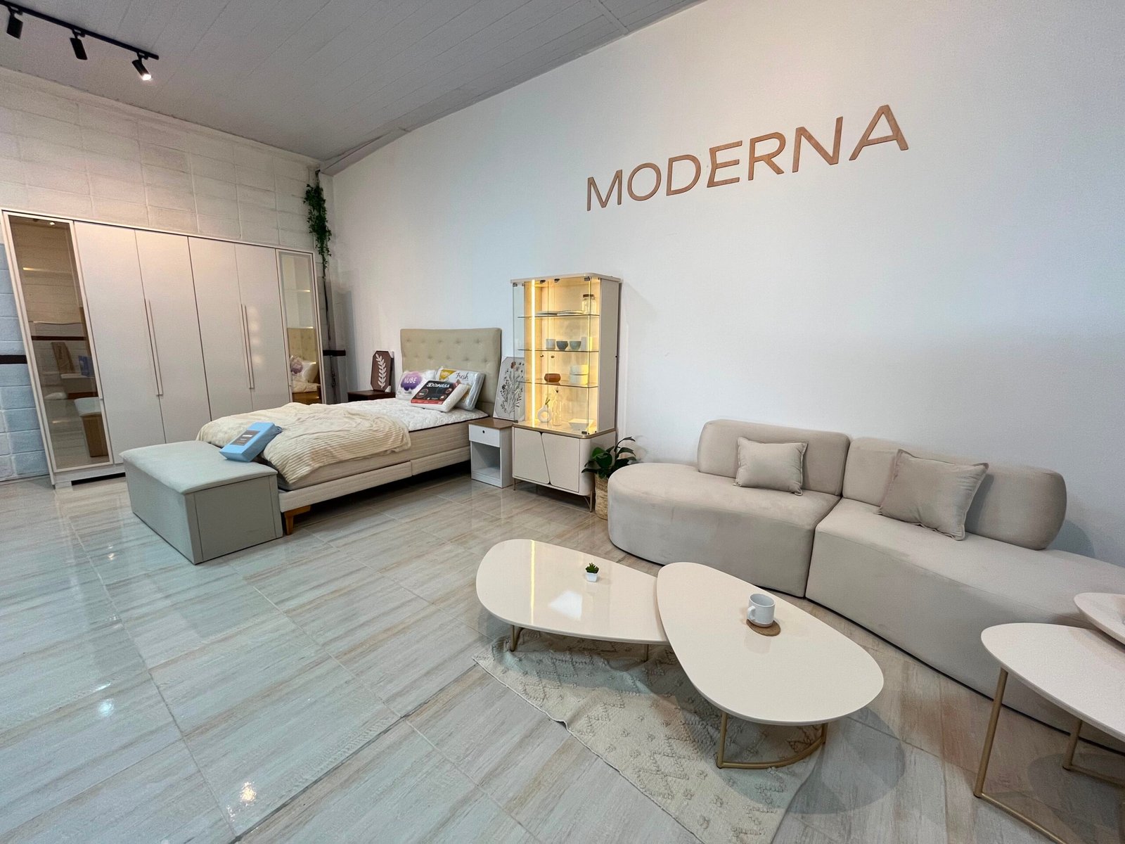 Showroom Moderna Hogar